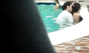 خانم از دانلود عکس های سکسی خفن از blowjob عمیق خوشحال شد
